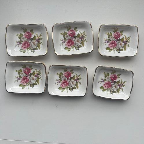 Bakjes Old Foley Harmony Rose (6x), Verzamelen, Porselein, Kristal en Bestek, Zo goed als nieuw, Overige typen, Porselein, Ophalen of Verzenden