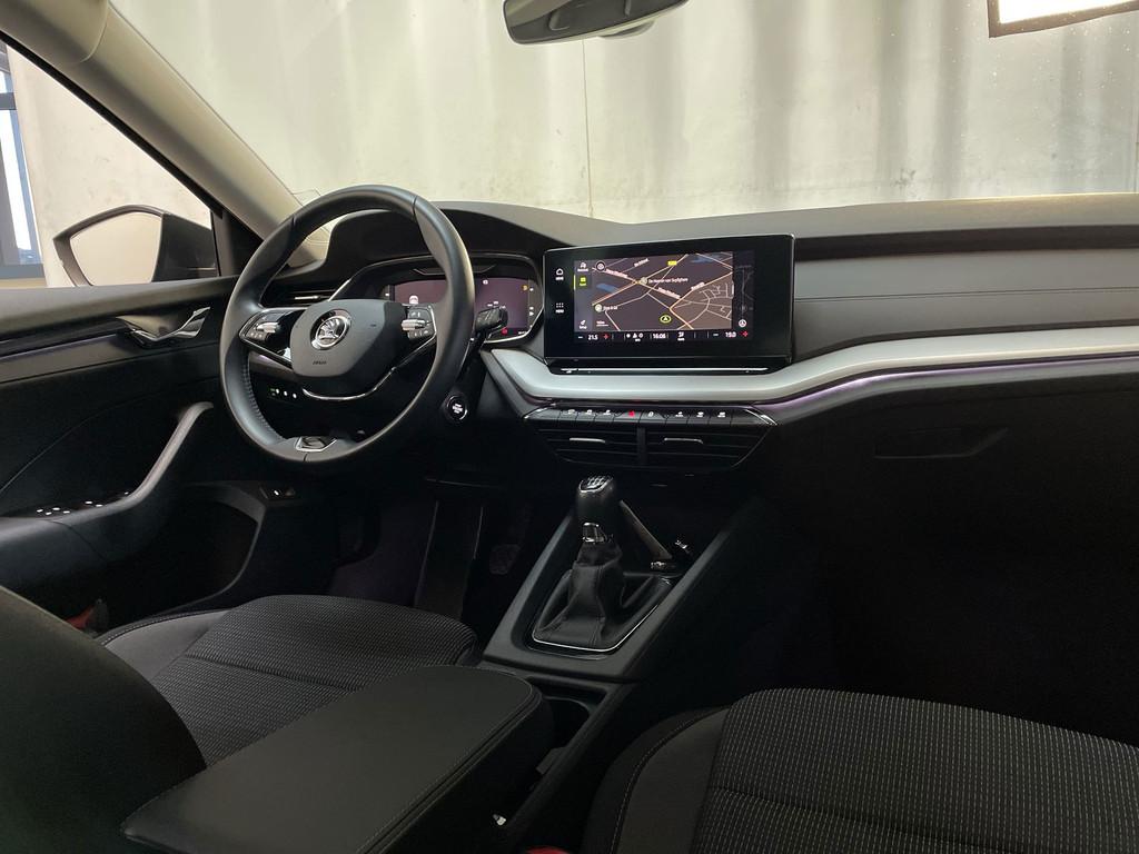 Skoda Octavia Combi 1.0 TSI Business Edition Parkeersensoren, Auto's, Stof, Gebruikt, Met garantie (alle), Origineel Nederlands