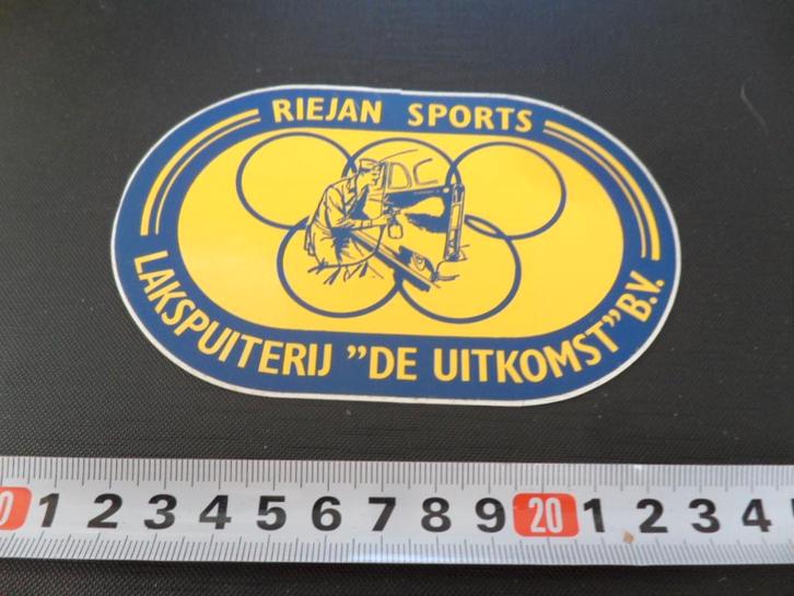 sticker geldrop riejan sports lakspuiterij de uitkomst bv, Verzamelen, Stickers, Zo goed als nieuw, Ophalen