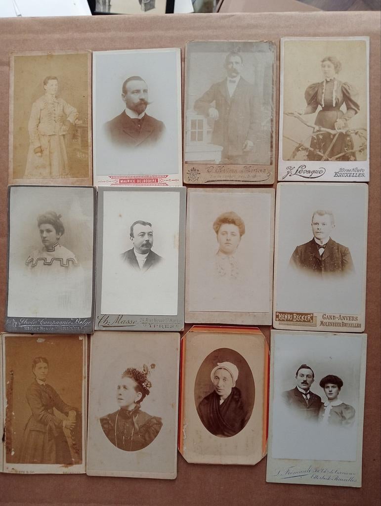 Verzameling CDV 66 portretten België Belgique ca 1900, Ophalen of Verzenden, Voor 1940, Gebruikt, Klederdracht