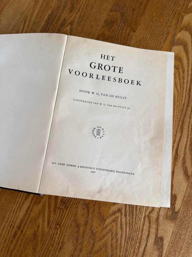 Het Grote Voorleesboek - W.G. van de Hulst (1947), Ophalen of Verzenden, Gelezen, Fictie algemeen
