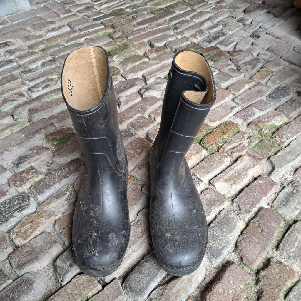 Laarzen met stalen neus!, Doe-het-zelf en Verbouw, Veiligheidskleding, Ophalen, Gebruikt