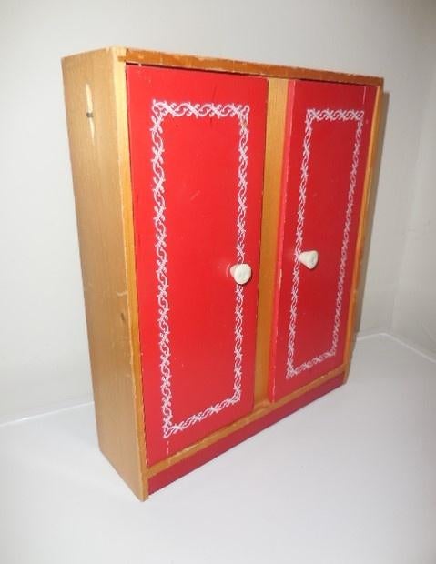 Oude Apart Houten Kledingkastje voor Poppen Kleren, Ophalen of Verzenden