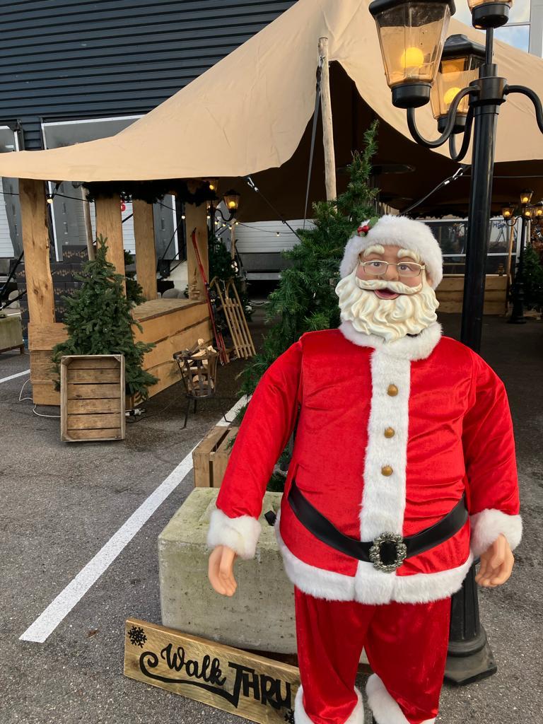 Kerstpakket uitdelen walk/thru bij u op locatie, Hobby en Vrije tijd, Feestartikelen | Verhuur, Ophalen, Zo goed als nieuw, Kerst of Sinterklaas