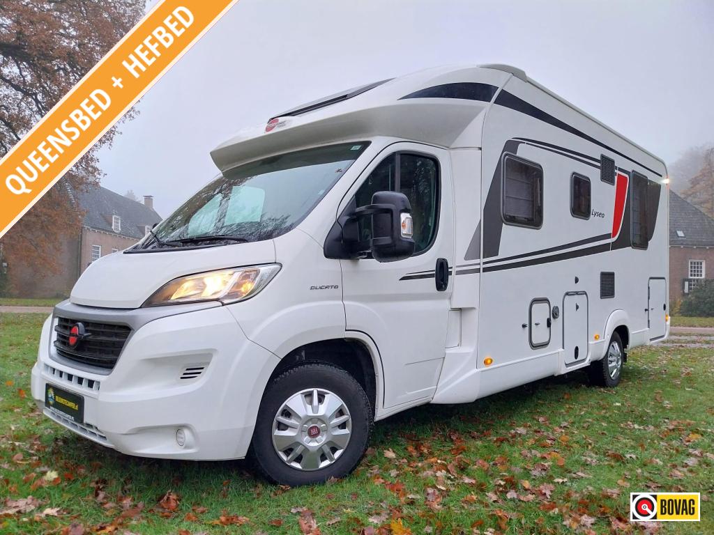 Luxe Bürstner Lyseo 734 TD me, Caravans en Kamperen, Campers, Niet ingevuld, Koelkast, Ringverwarming, Fiat