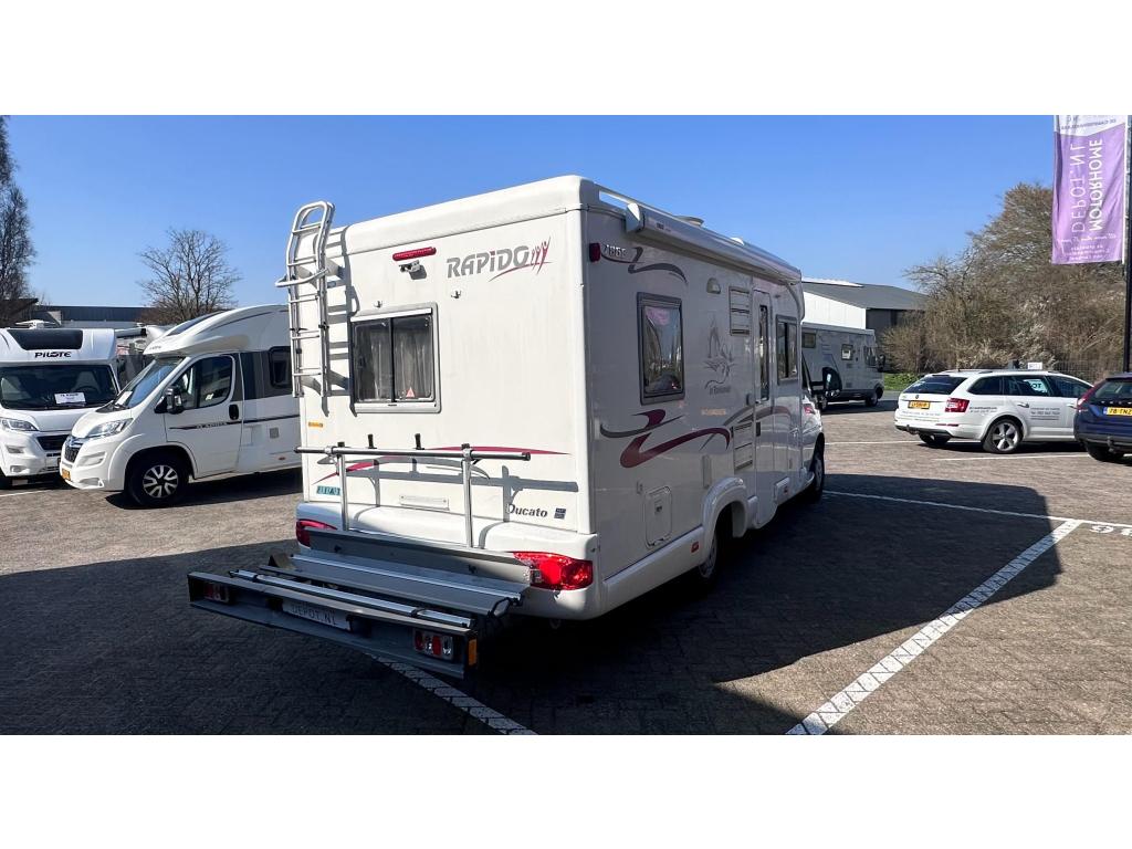 Rapido Le Randonneur 786 F NLcamper(NAP) zeer compleet!, Caravans en Kamperen, Campers, Tot en met 2, Treinzit, Bedrijf, Afzuigkap