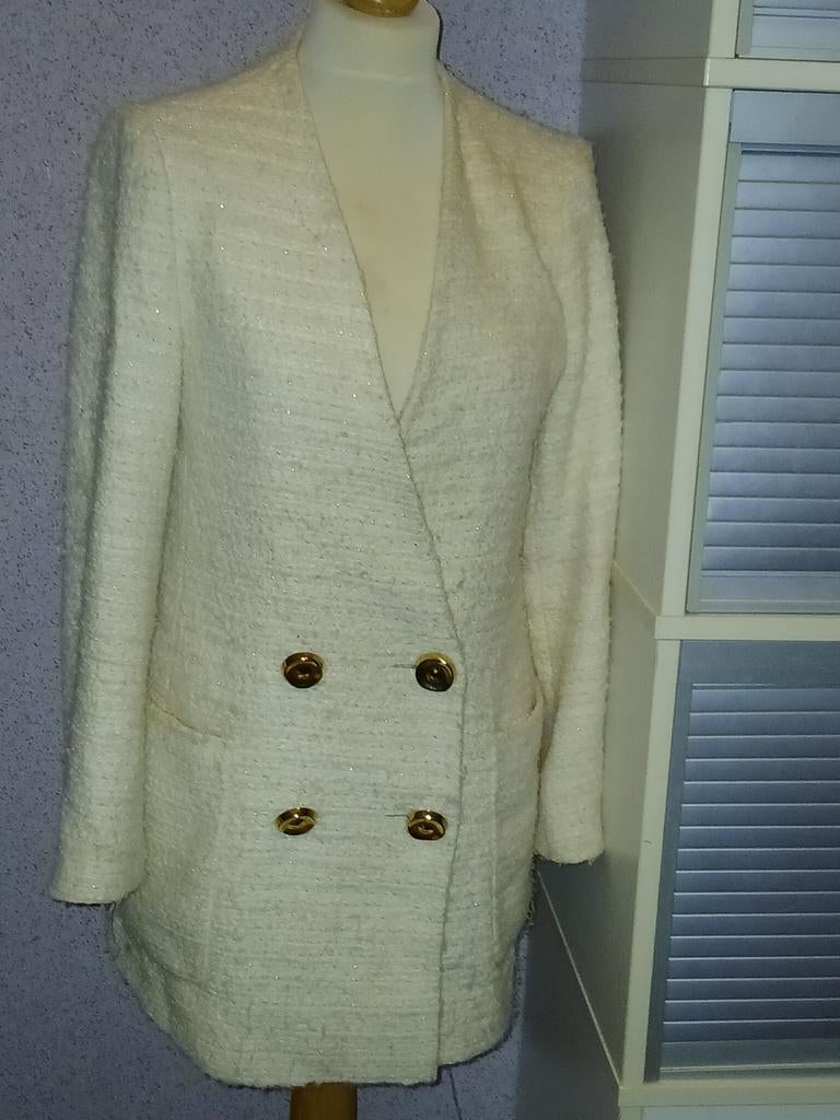 Zara Bouclé Jasje Crème met Gouden Knopen Maat S, Kleding | Dames, Ophalen of Verzenden, Zo goed als nieuw, Maat 36 (S), Zara