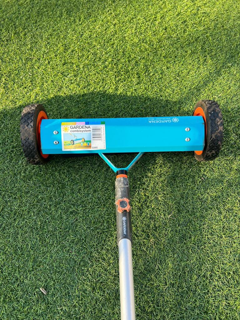 Gardena handmatig verticuteer machine., Ophalen of Verzenden, Elektrisch