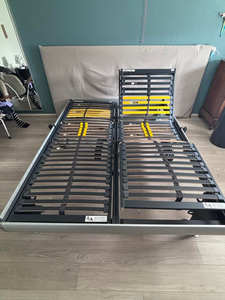 Elektrisch verstelbare lattenbodem 2x Bossflex 400, Ophalen, 210 cm, Tweepersoons, Zo goed als nieuw