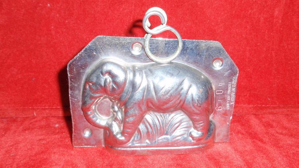 Oude metalen chocolade vorm olifant Tilburg, Antiek en Kunst, Ophalen of Verzenden