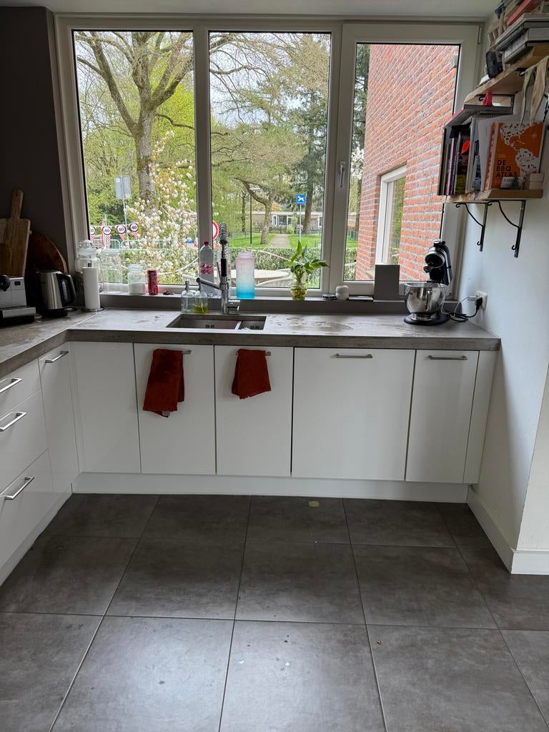 Complete Tweedehands Keuken uit 2012 - Wit met Betonnen Blad, Ophalen, Gebruikt, Overige materialen, Wit