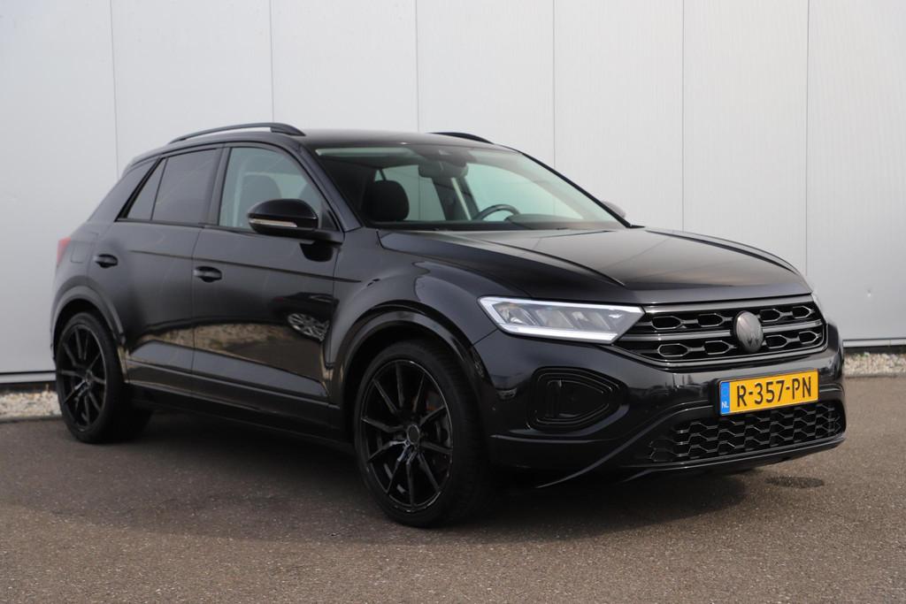 Volkswagen T-Roc 1.5 TSI Life Black Edition 150PK DSG Automa, Stof, 4 cilinders, Zwart, Bedrijf
