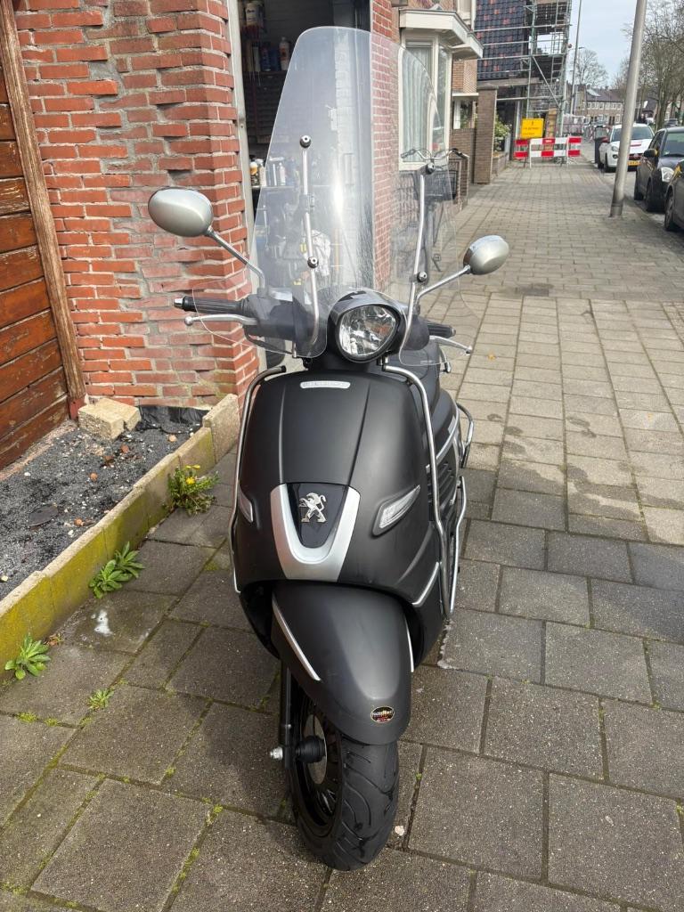 peugot Django, Fietsen en Brommers, Scooters | Peugeot, Ophalen, Overige modellen, Maximaal 45 km/u, Zo goed als nieuw
