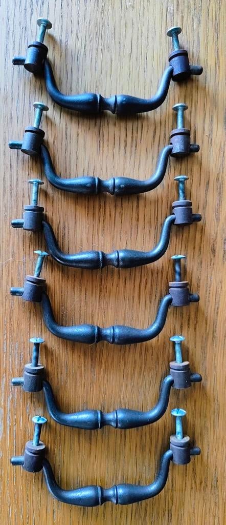 Vintage metalen handgrepen, zes stuks totaal, Ophalen of Verzenden, Gebruikt
