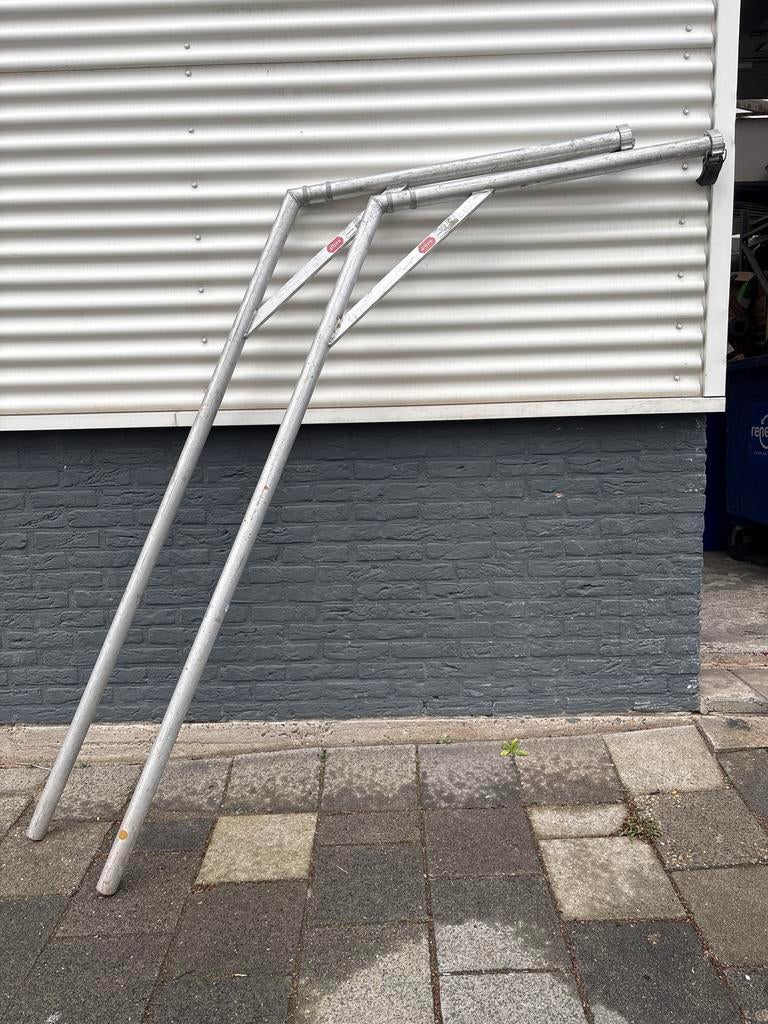 Altrex Stander DWS 2 stuks, Doe-het-zelf en Verbouw, Gebruikt, R, T, Ophalen of Verzenden