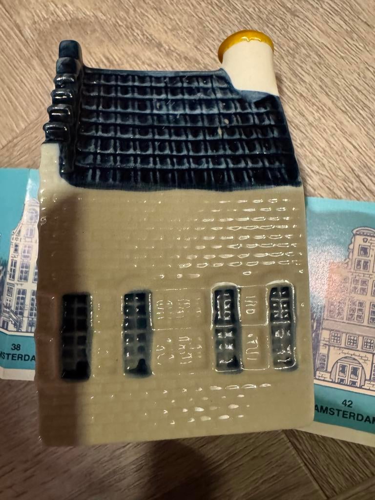 KLM Delfts Blauw Huisje 44 - Bols Jenever, Klm 44, Verzenden, Gevuld, Zo goed als nieuw