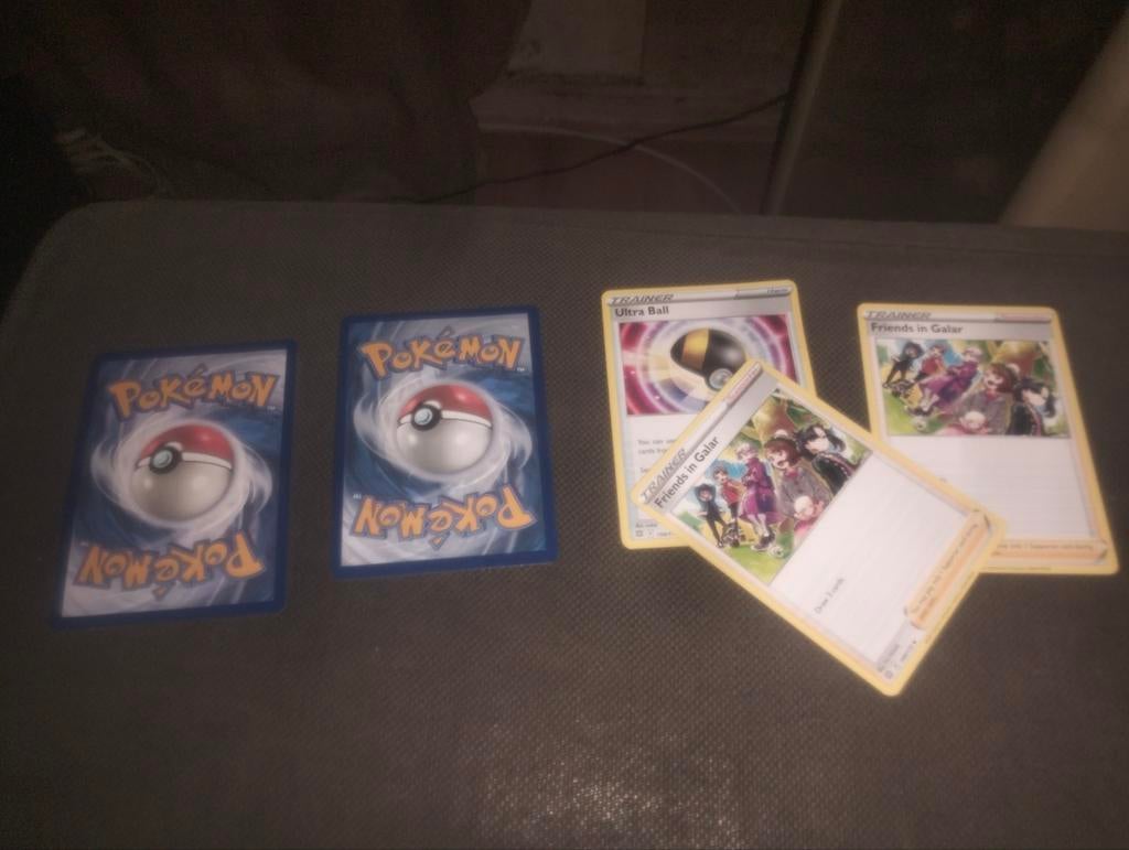 pokemon cards, Ophalen of Verzenden, Zo goed als nieuw, Speelkaart(en)