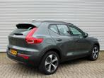 Volvo XC40 2.0 B4 Plus Dark / Trekhaak / All Season Banden /, Auto's, Gebruikt, 4 cilinders, Origineel Nederlands, Grijs