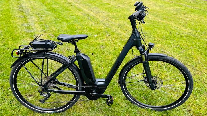 I.z.g.st luxe goede Elektrische fiets Cube Touring 50cm, Fietsen en Brommers, Elektrische fietsen, Zo goed als nieuw, Cube, 51 tot 55 cm