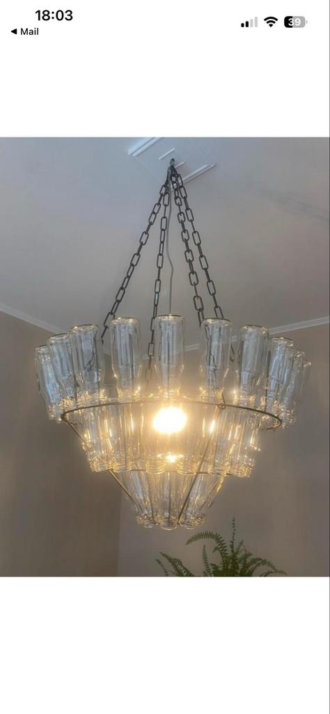 Kroonluchter van flesjes, Ophalen, Gebruikt, Glas