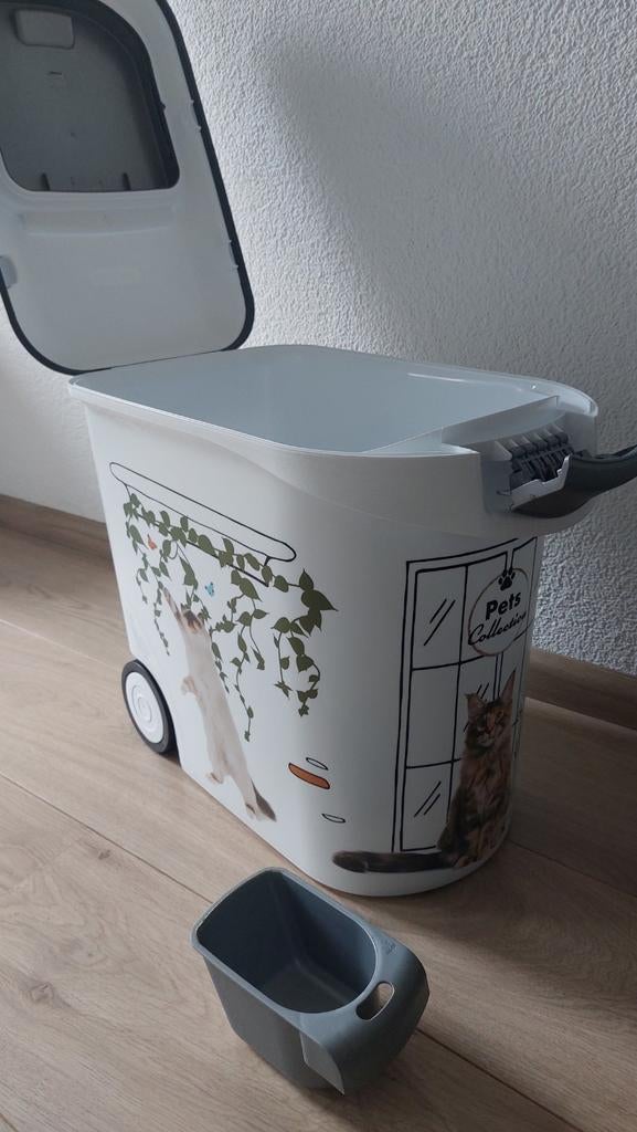 Curver voedselcontainer 35 liter, Kunststof, 40 liter of meer, Ophalen of Verzenden, Zo goed als nieuw