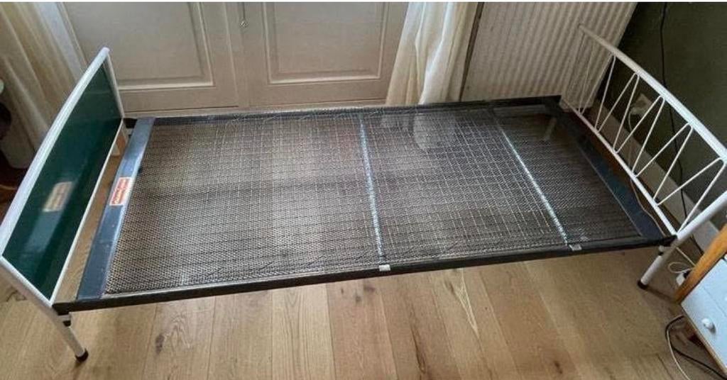 Gratis: Rawi Achilles midcentury eenpersoonbed - vintage, Ophalen, Gebruikt, Eenpersoons, Wit