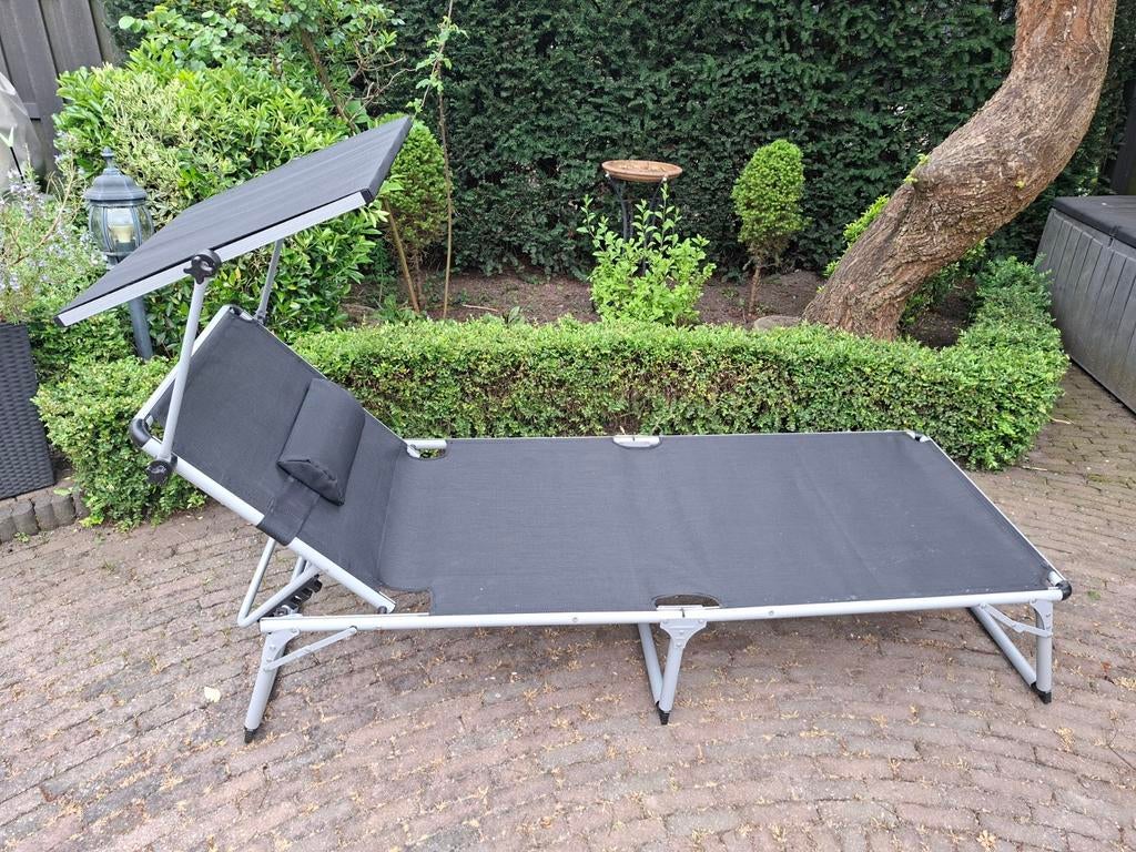 Zwart ligbed met zonnescherm, Ophalen, Aluminium, Verstelbaar