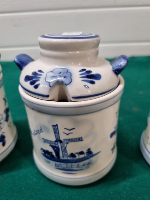 -	Mosterdpot delfts blauw ts- nederland  drie stuks, Ophalen of Verzenden, 'T Olde Gre-j, Info@toldegrej.nl, Endepoelstraat 20f Didam