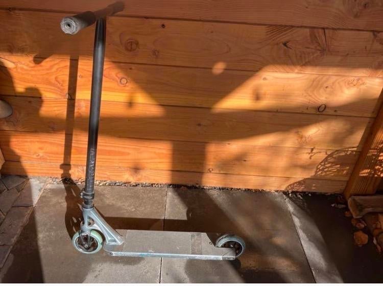 Blunt Envy Prodigy stunt step, Fietsen en Brommers, Steps, Ophalen of Verzenden, Gebruikt, Gewone step