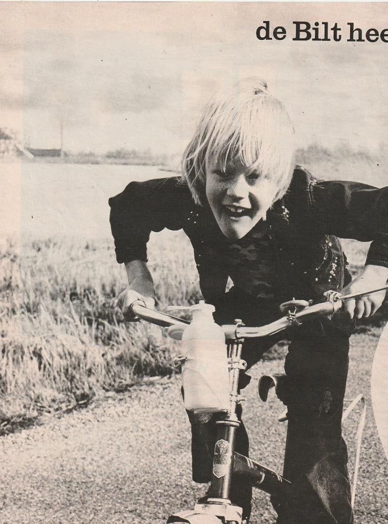 Retro reclame 1973 Verkade jongetje racet op fietsje, Verzamelen, Retro, Verzenden, Overige typen