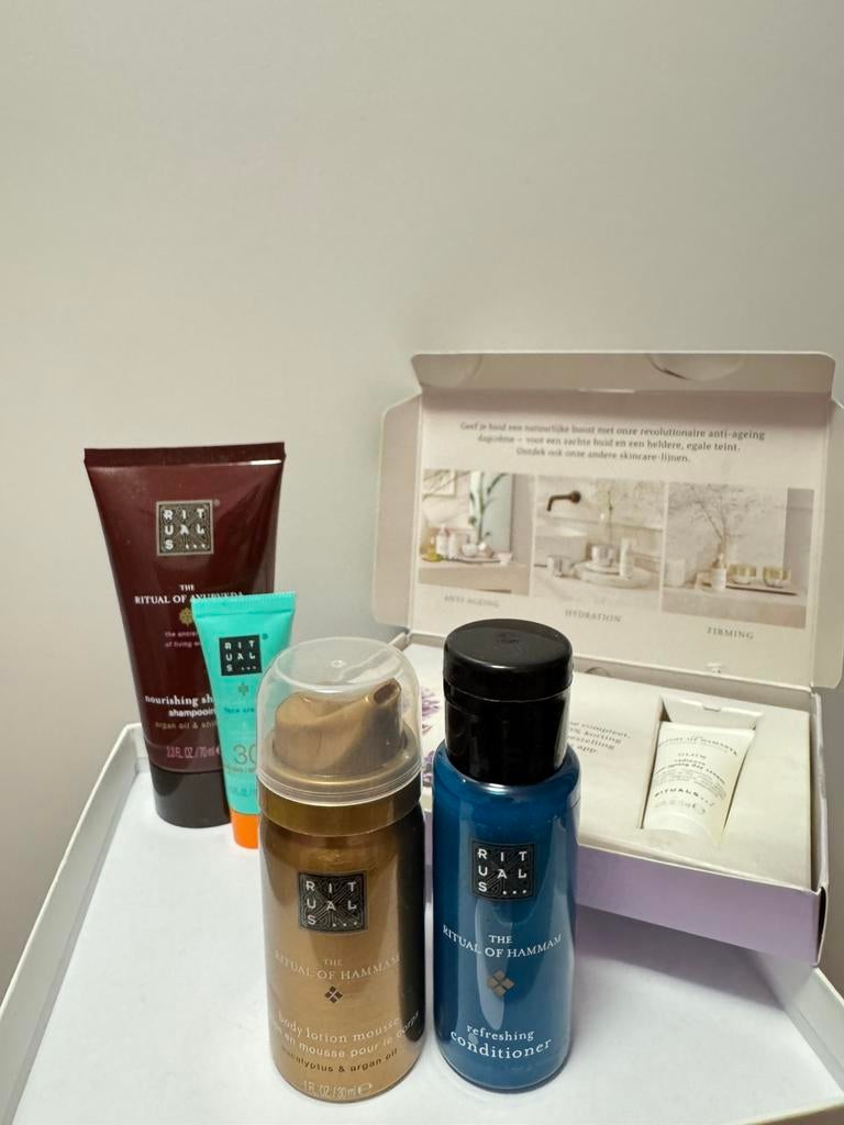 Rituals Surprise box producten (actie dhl nu €3,50), Sieraden, Tassen en Uiterlijk, Uiterlijk | Lichaamsverzorging, Ophalen of Verzenden