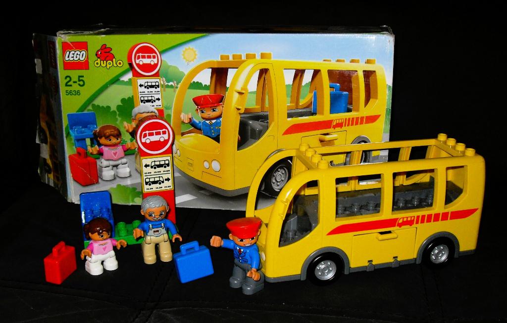 Lego Duplo Bus 5636 Stadsbus Schoolbus, Ophalen of Verzenden, Zo goed als nieuw, Complete set, Duplo