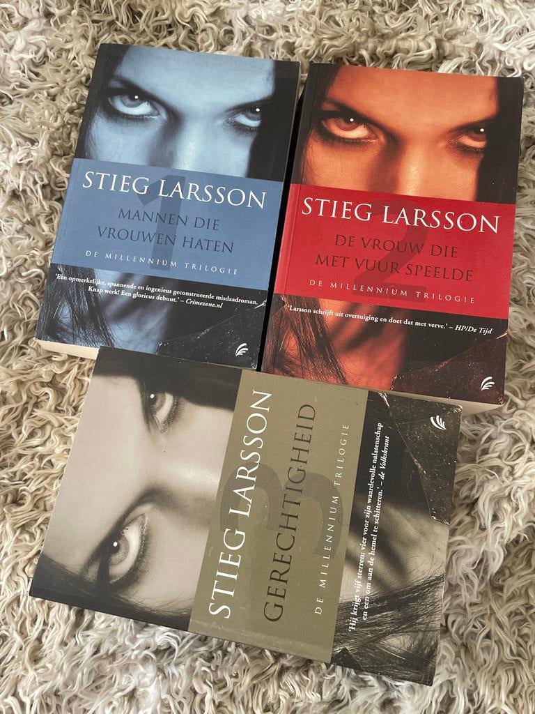 Millennium Trilogie Stieg Larsson (3 boeken), Ophalen of Verzenden, Gelezen