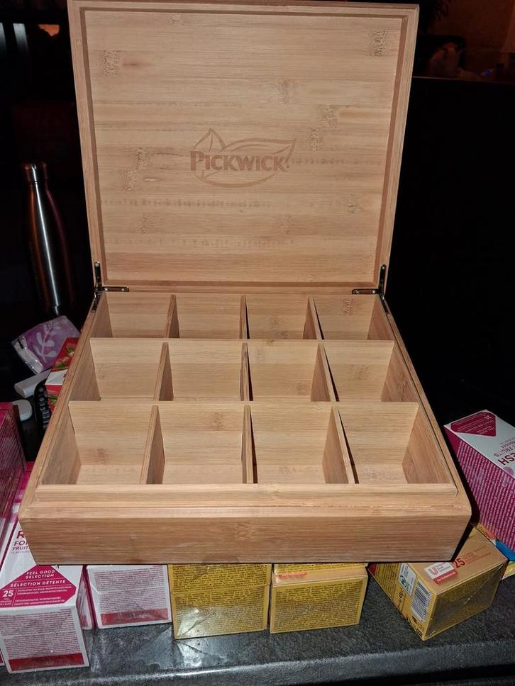 Pickwick Theedoos van bamboe met 12 vakken, Huis en Inrichting, Keuken | Keukenbenodigdheden, Zo goed als nieuw, Theedoos, Overige merken