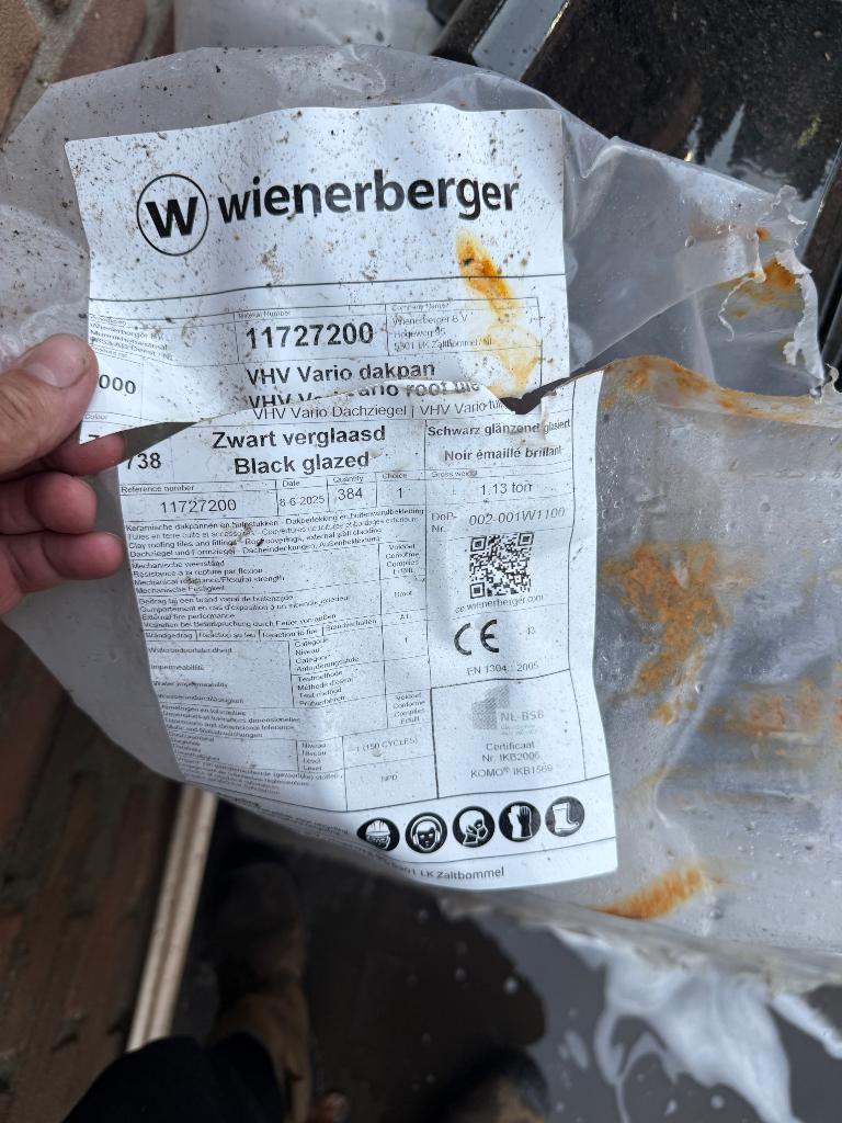 Dakpan Wienerberger vhv vario, Ophalen, Steen of Klei, Zwart, Nieuw