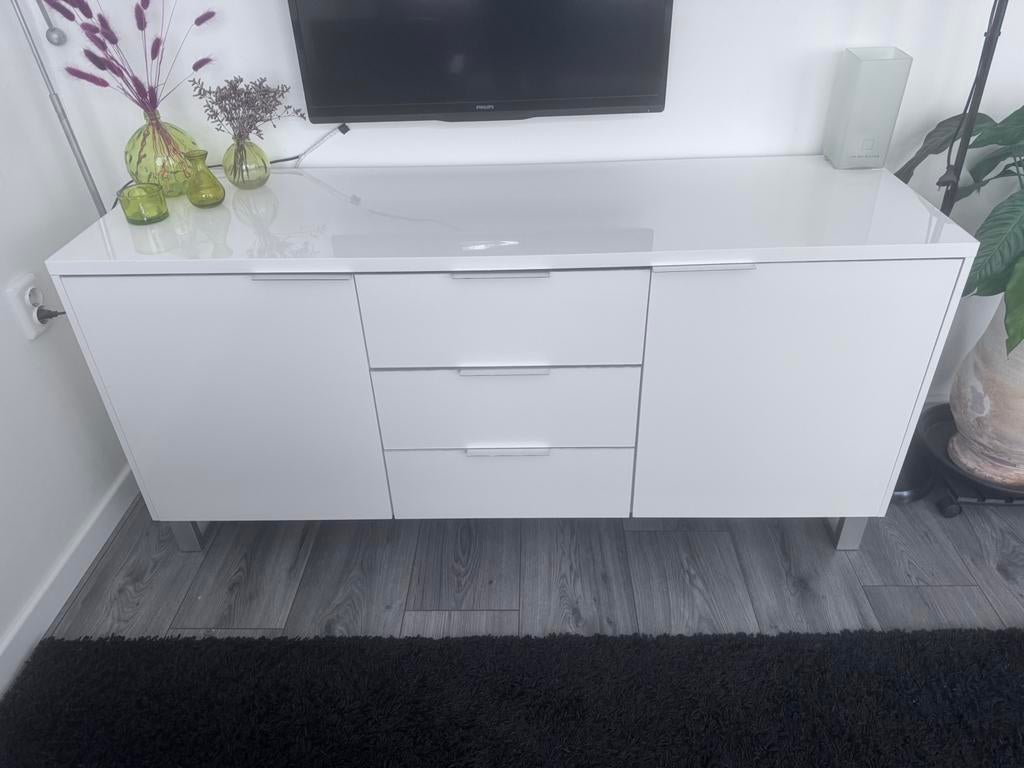 Wit hoogglans TV kast in uitstekende staat, Huis en Inrichting, Kasten | Dressoirs, Ophalen, Zo goed als nieuw, 25 tot 50 cm, 150 tot 200 cm