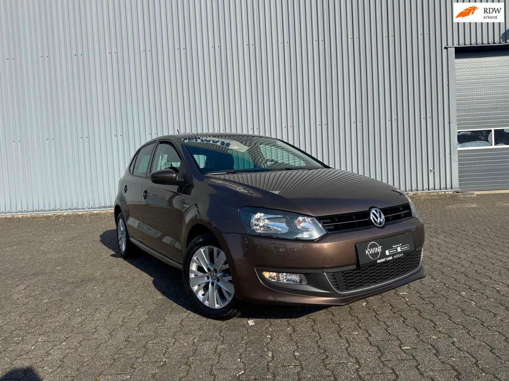 Volkswagen Polo 1.2 Highline LIFE!|CLIMA|CRUISE|PDC|SHZ|, Auto's, Volkswagen, Voorwielaandrijving, Gebruikt, Zwart, Bruin