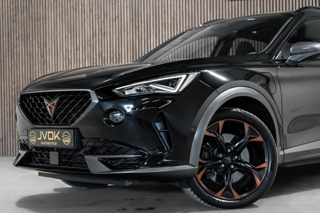 Cupra Formentor 1.4 e-Hybrid VZ Performance Pano PDC CUPRA-M, Auto's, Cupra, Gebruikt, 4 cilinders, Zwart, Hybride Elektrisch/Benzine