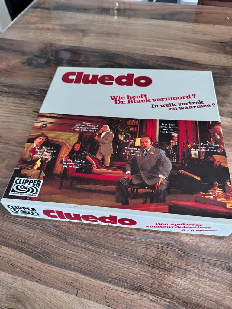 Ongebruikte vintage Cluedo: Wie heeft Dr. Black vermoord?, Ophalen of Verzenden, Zo goed als nieuw
