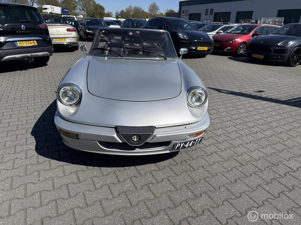 Alfa Romeo Spider 2.0 QV leer, Auto's, Alfa Romeo, Achterwielaandrijving, Gebruikt, Zwart, Cabriolet