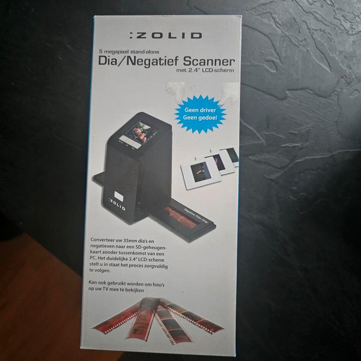 Zolid Dia/negatief scanner ONGEBRUIKT, Computers en Software, Scanners, Ophalen of Verzenden