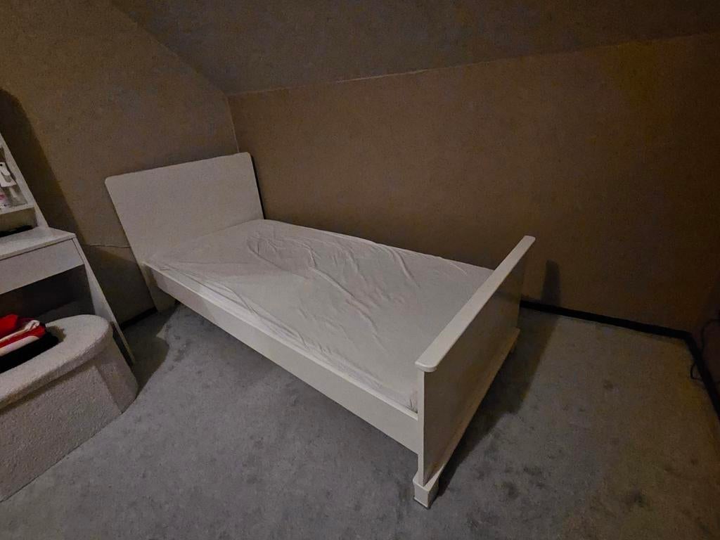 Wit eenpersoonsbed met lattenbodem, Ophalen, 90 cm, Eenpersoons, Wit