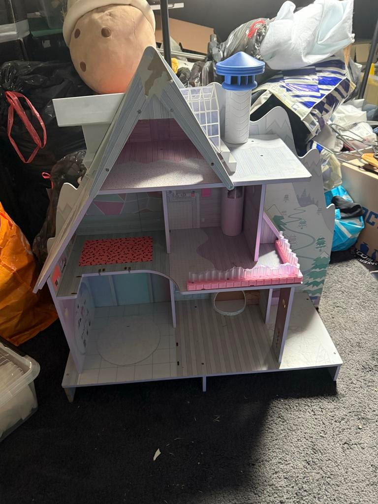 Poppenhuis LOL, Ophalen, Gebruikt, Meisje