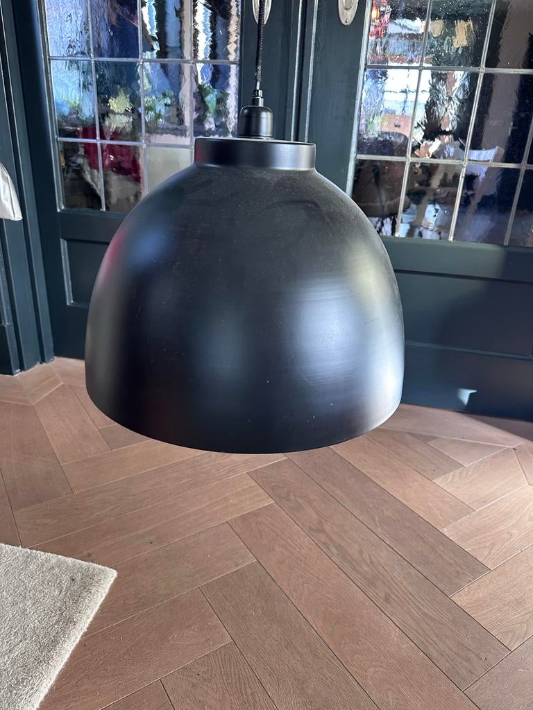 Set van 2 zwarte hanglampen - GRATIS, Ophalen, Gebruikt, Metaal, Minder dan 50 cm