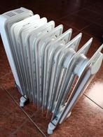 Elektrische DeLonghi radiator, Ophalen, 30 tot 80 cm, Radiator, Minder dan 60 cm