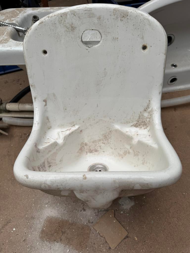 Fontein 3 stuks oud antiek, Doe-het-zelf en Verbouw, Sanitair, Ophalen, Gebruikt, Steen, Toilet