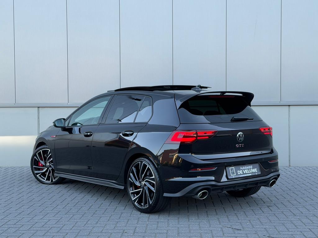 Volkswagen Golf 2.0 TSI GTI Clubsport Pano H&K HUD Nürburgr, Auto's, Volkswagen, Gebruikt, Zwart, 4 cilinders, Adaptive Cruise Control