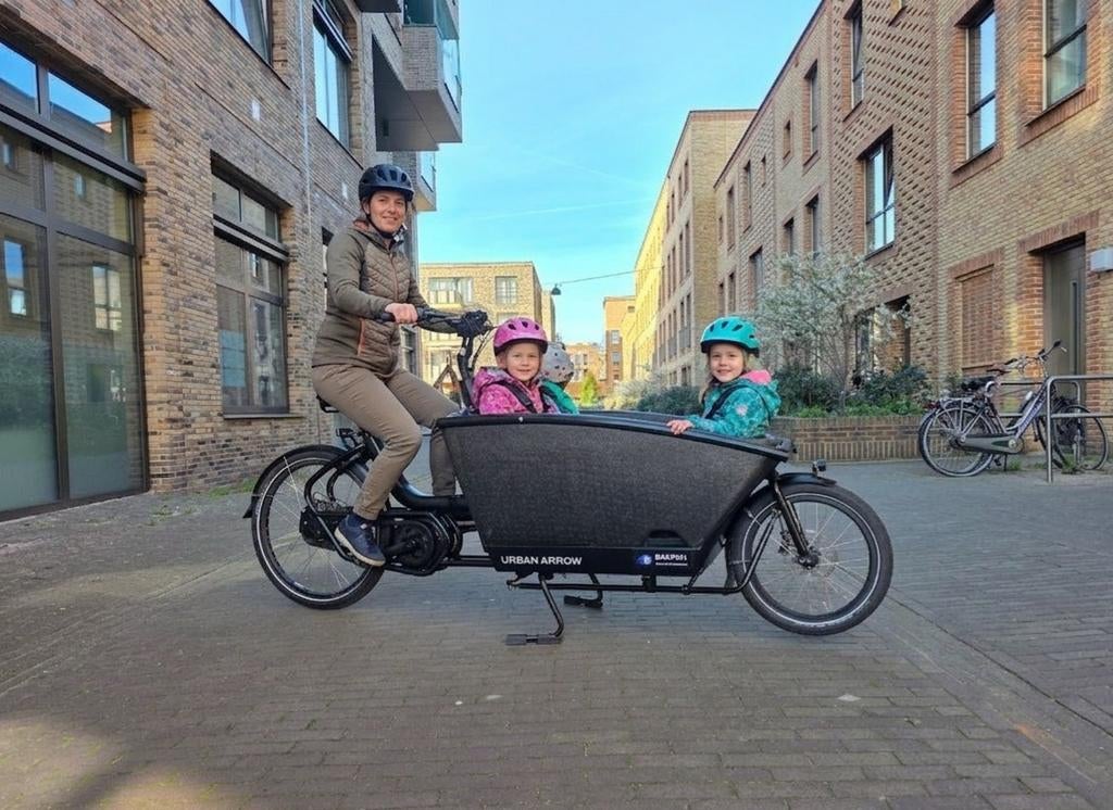 Urban Arrow Performance Line Bakfiets Ideaal voor 2 kinderen, 4 kinderen of meer, Info@urbanarrow.com, Ophalen of Verzenden, Zo goed als nieuw