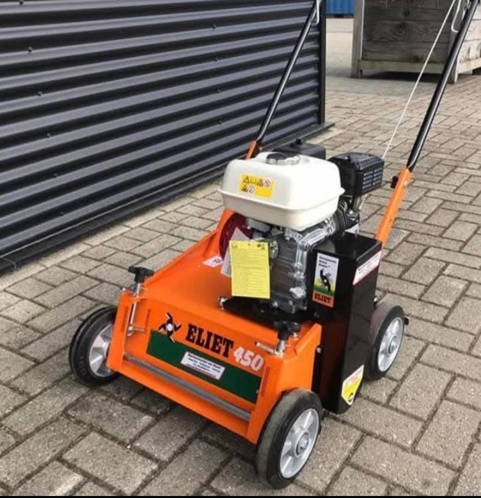 verticuteermachine  met Honda motor te huur, Ophalen of Verzenden, Gebruikt, Benzine