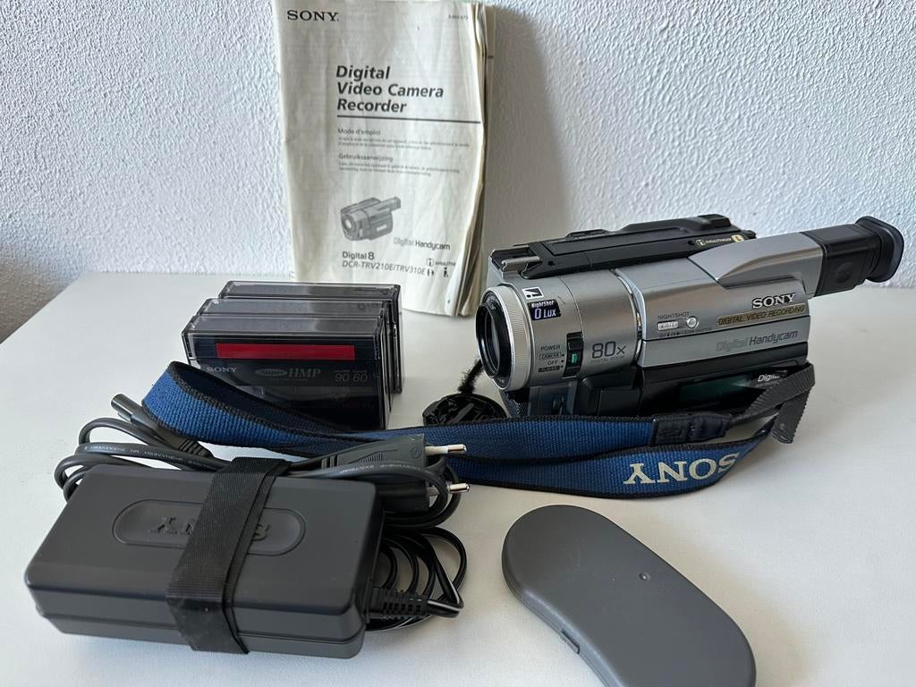 Sony DCT-TRV210E PAL Digital 8 Handycam, Audio, Tv en Foto, Videocamera's Digitaal, Ophalen, Gebruikt, 20x of meer, Overige soorten
